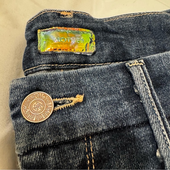 MOTHER Jeans Looker Ankle Fray in Girl Crush - Picture 9 of 10